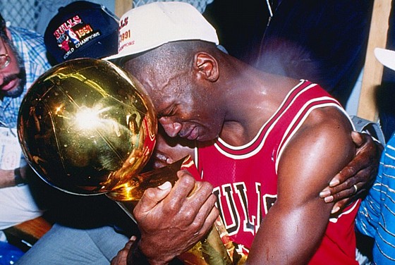 ���� ���� 43 �"� - NBA TROPHY
